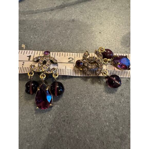 Chanel Vintage CC Rhinestone Crystal and Purple Gripoix Glass Clip On Earrings - Picture 8 of 9